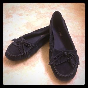 Minnetonka Navy Suede Moccasins Size 7
