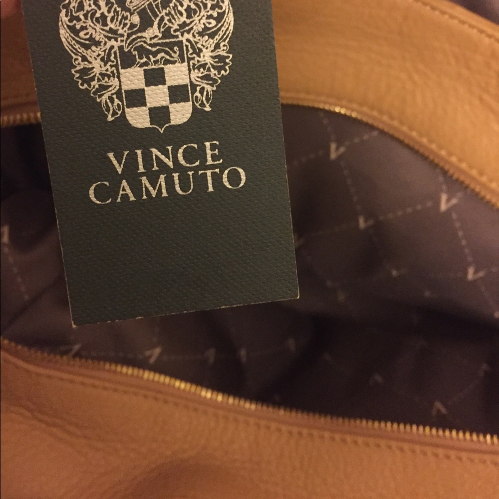 ⭐️SOLD⭐️Vince Camuto Tote Authentic - Picture 4 of 8