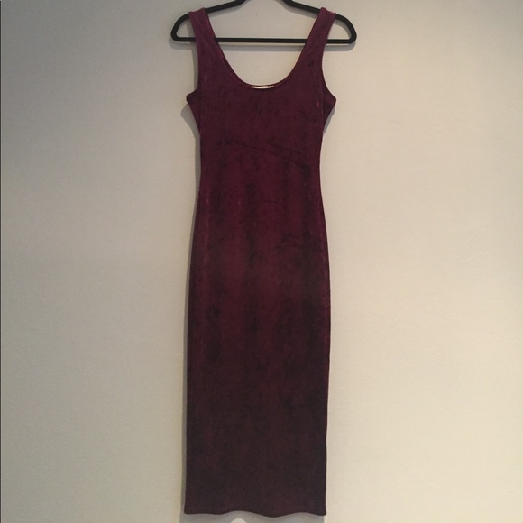  LAST 1: Burgundy Crushed Velvet Sheath - Picture 5 of 8