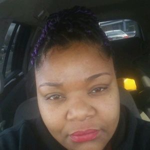 Meet your Posher, Sheena