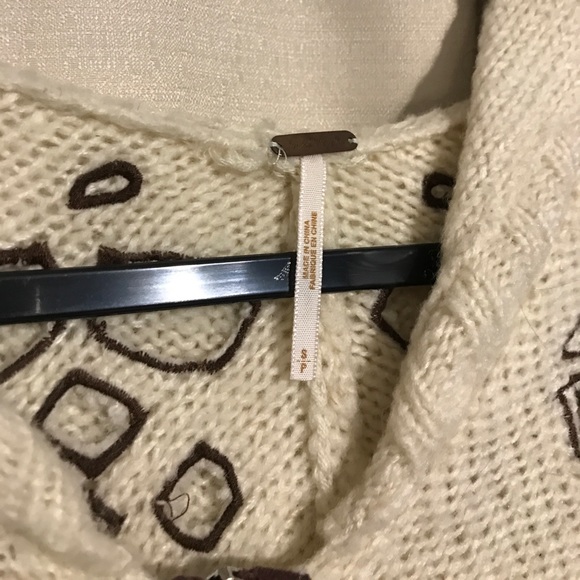 Free People - Picture 2 of 4