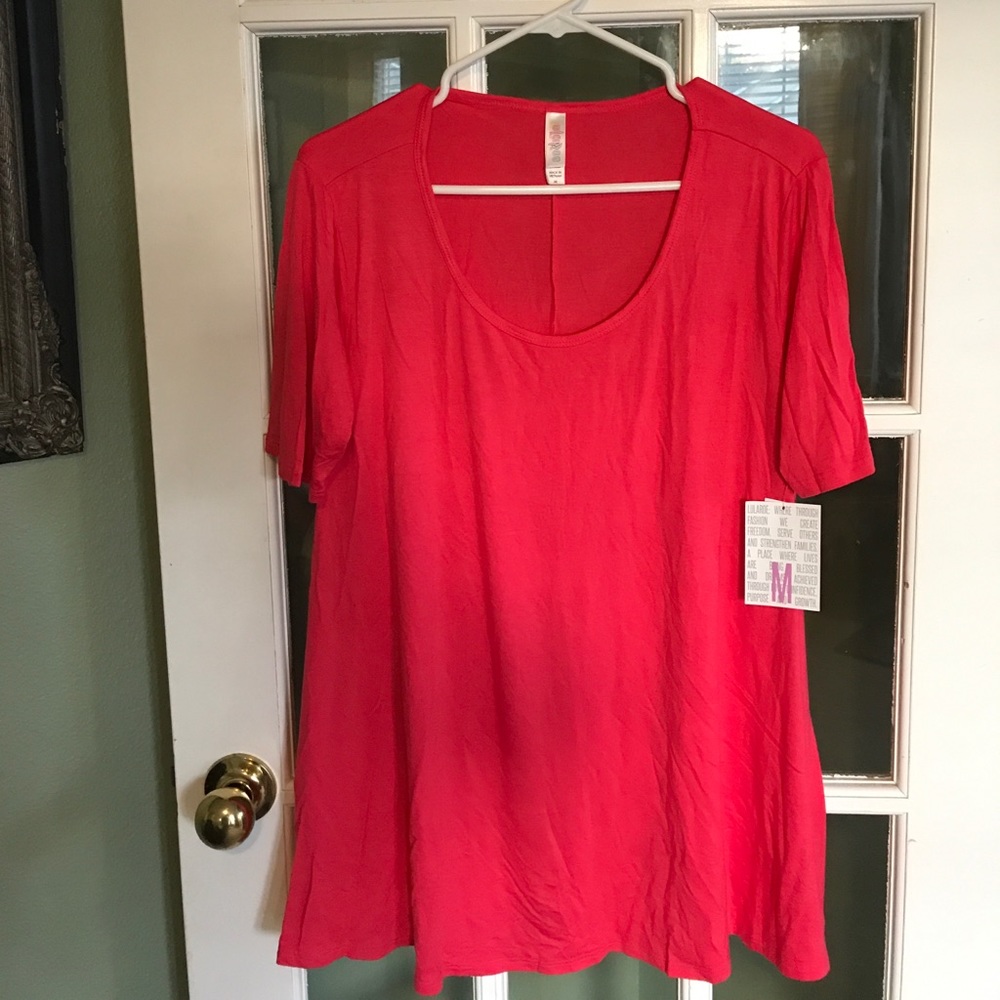 LulaRoe hot pink medium perfect Tee NWT