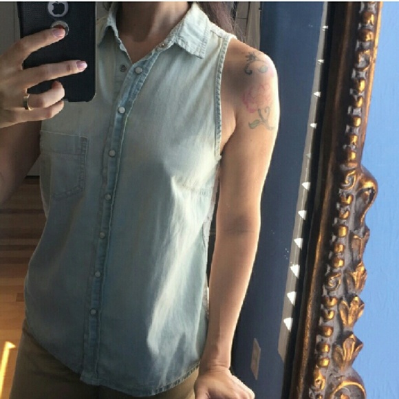 Elegant blouse - Picture 2 of 4