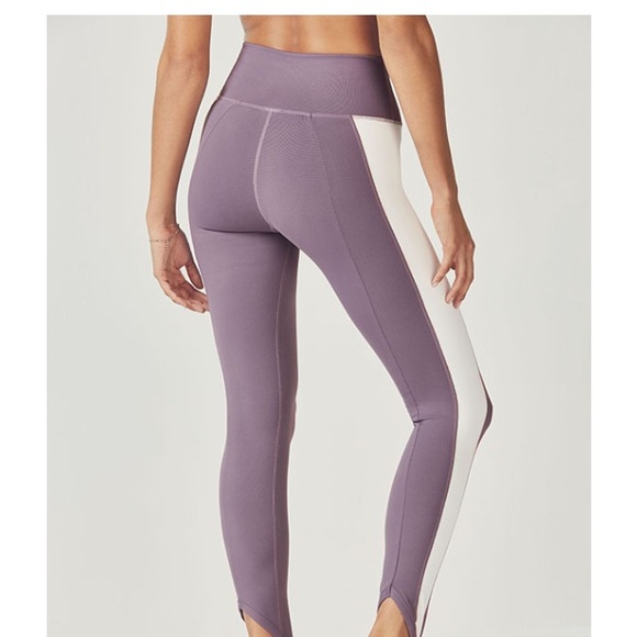 CHARA HIGH WAIST STIRRUP LEGGING - Picture 3 of 7