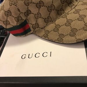 AUTHENTIC Gucci GG Canvas Baseball Hat