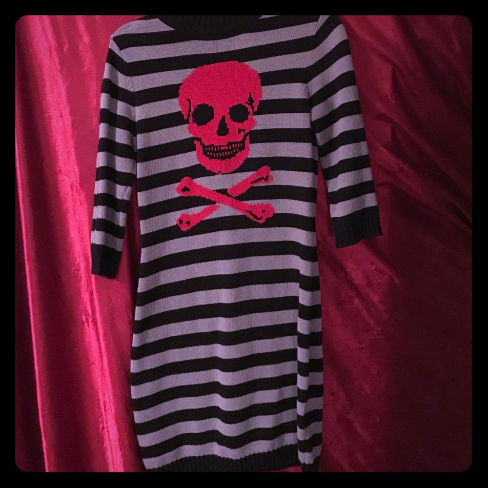 BetseyJohnson skull&crossbones sweater dress