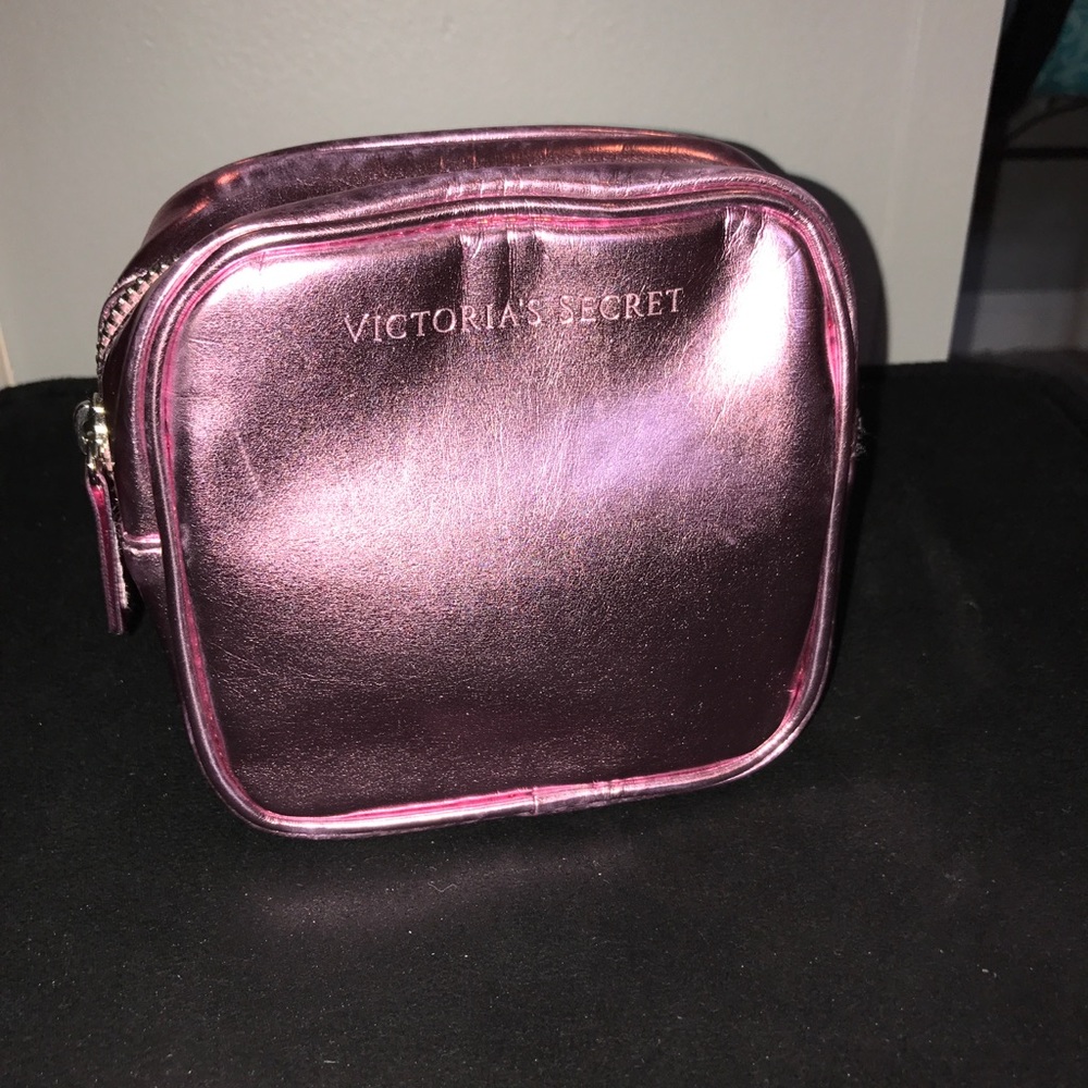 VS cosmetic bag