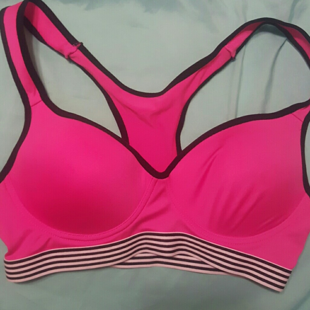 Sports bra