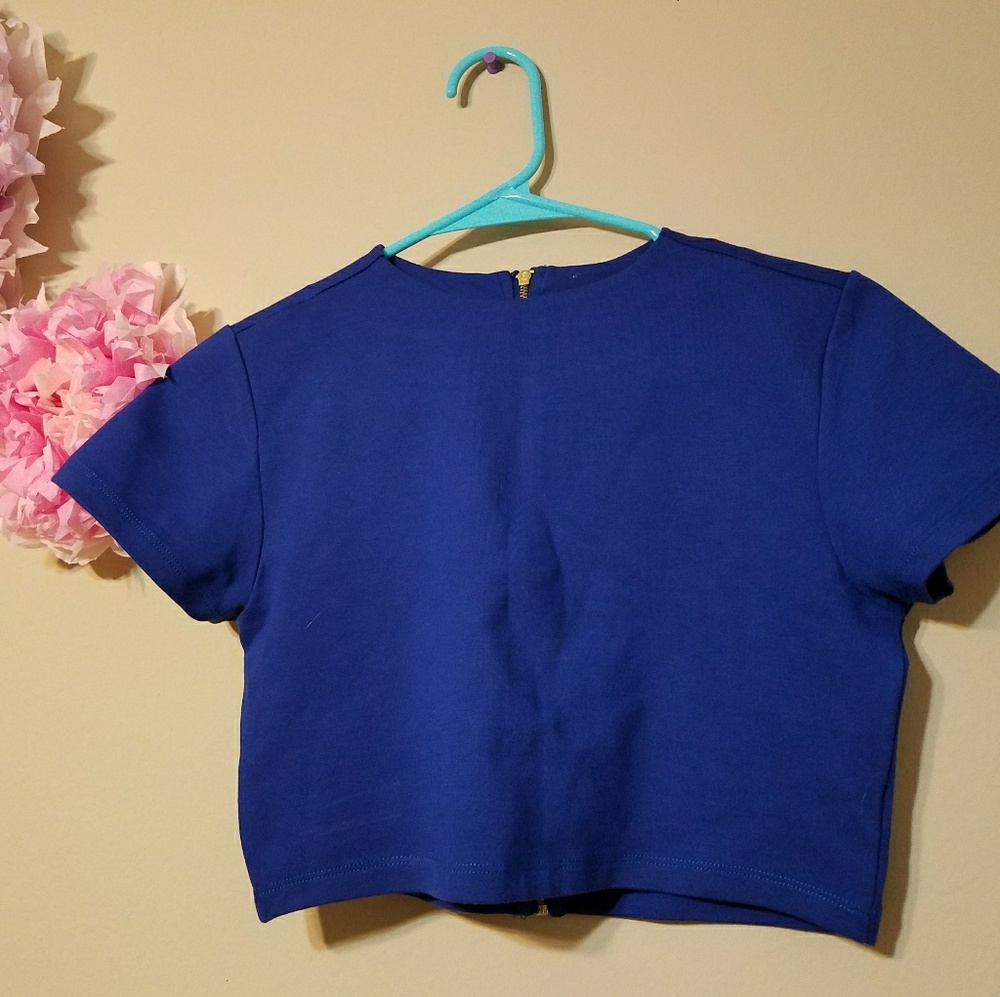 Blue thick crop top w/ zipper
