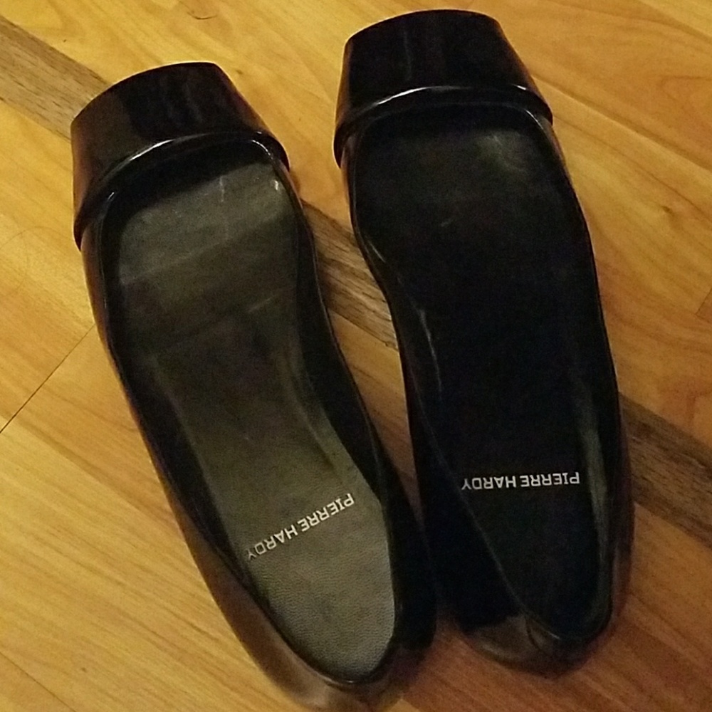 Pierre Hardy Flats like new no scuffs