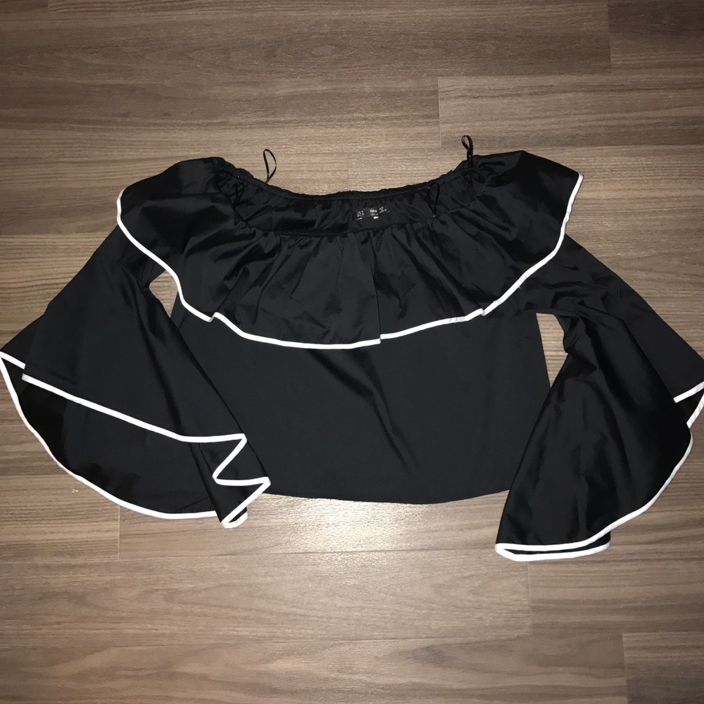 Zara ruffle top