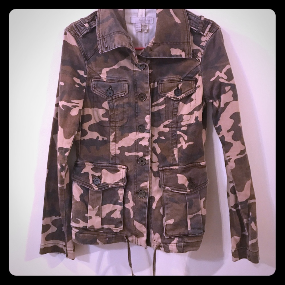 Zara TRF (Trafaluc) Collection Camo Jacket