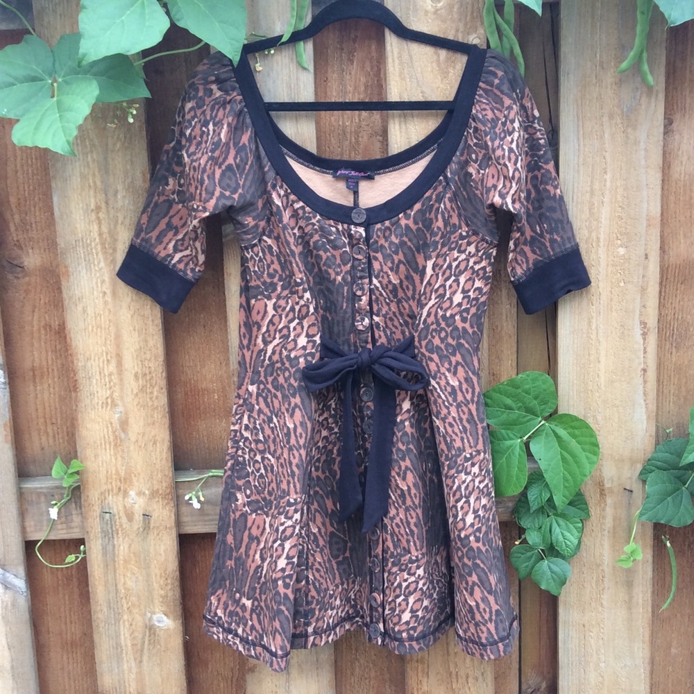 Leopard print Betsey Johnson dress ✨PRICE DROP✨