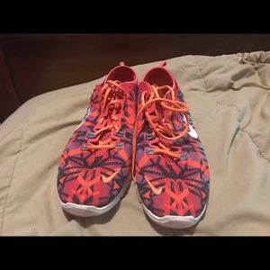 Nike shoes women's size 12