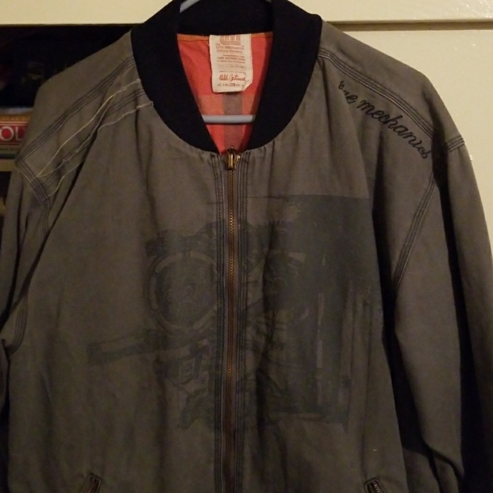 Live mechanics jacket