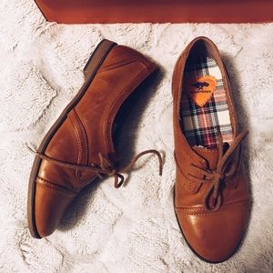 Rocket Dog leather loafers with laces