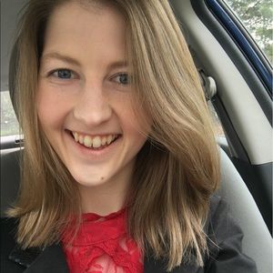 Meet your Posher, Lydia