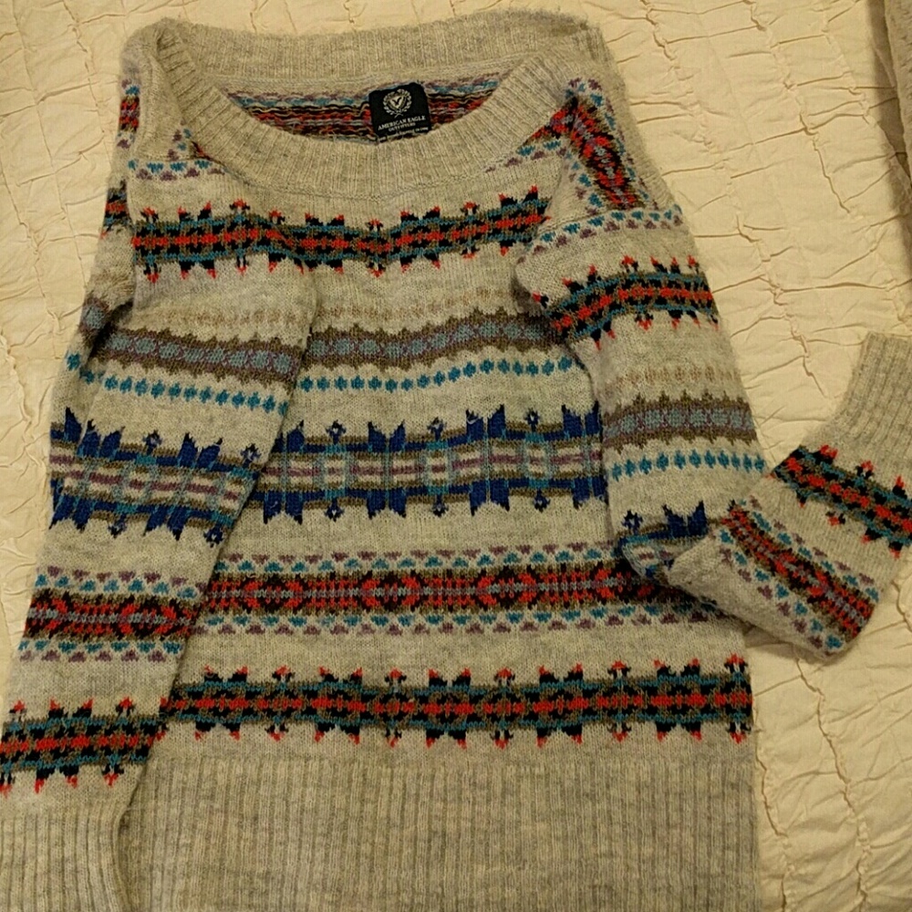 American Eagle Sweater 3 for $15 SALE