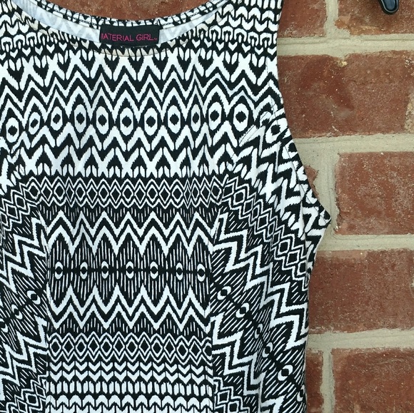 Material Girl Aztec Crop Top - Picture 3 of 3