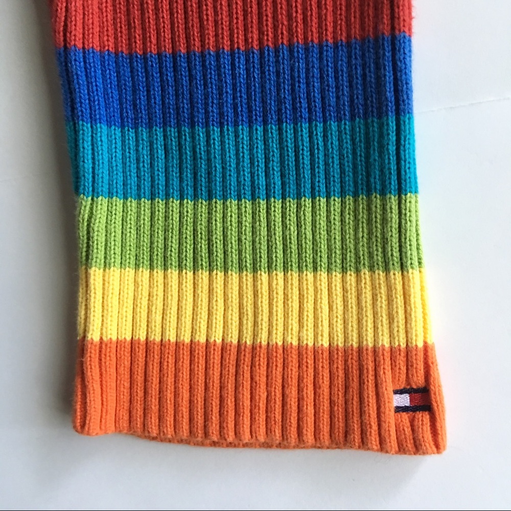 ❌SOLD❌ € Tommy Hilfiger Rainbow Striped Turtleneck - Picture 3 of 8