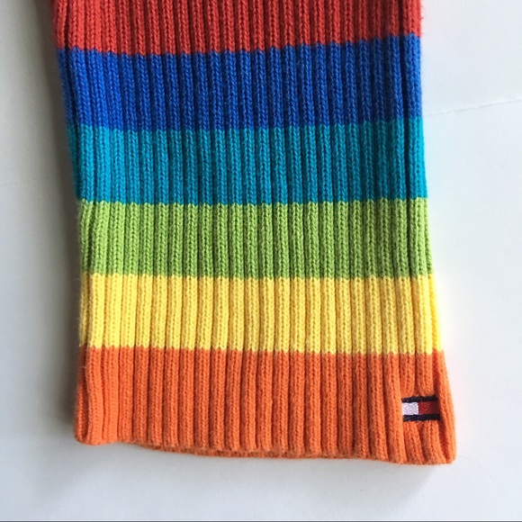 ❌SOLD❌ € Tommy Hilfiger Rainbow Striped Turtleneck - Picture 3 of 8