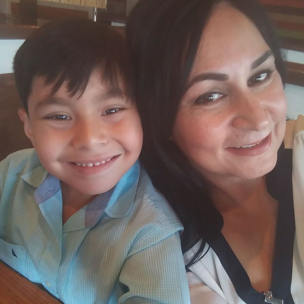 Meet your Posher, Ana