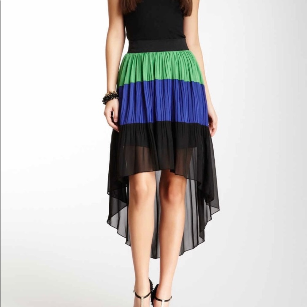 Gorgeous hi-low skirt
