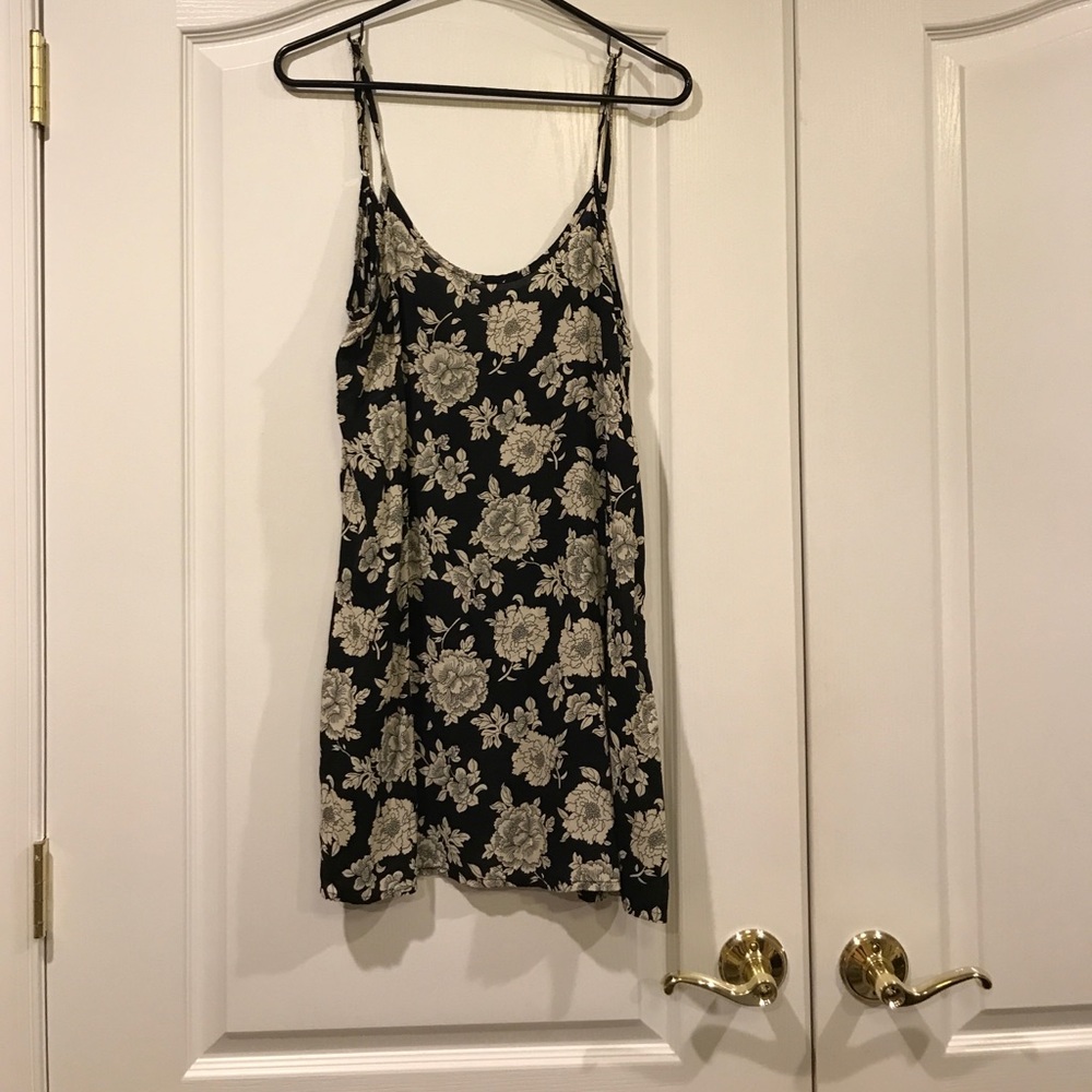 Never worn Brandy Melville floral dress