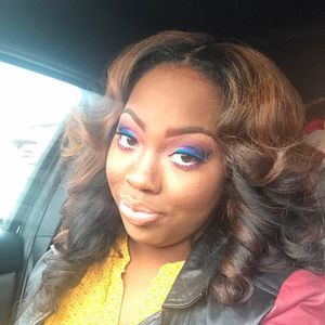 Meet your Posher, Dominique