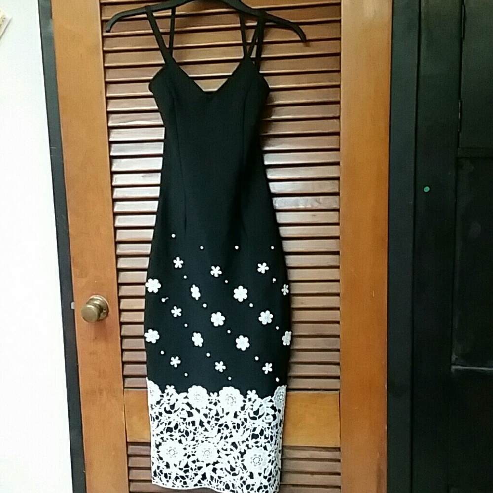 Few Moda Elegant and sexy bandage dress