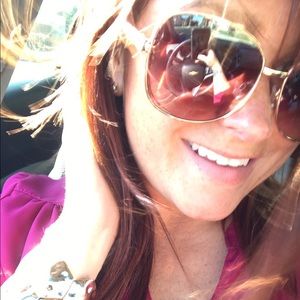 Meet your Posher, Rachel