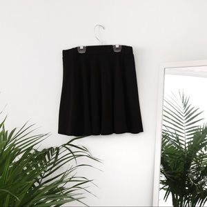 Black Circle Skater Skirt
