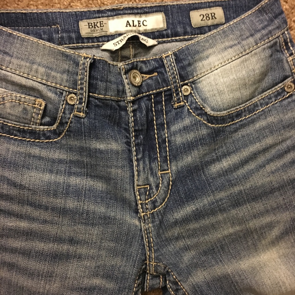 Light wash BKE Alec Slim straight jean