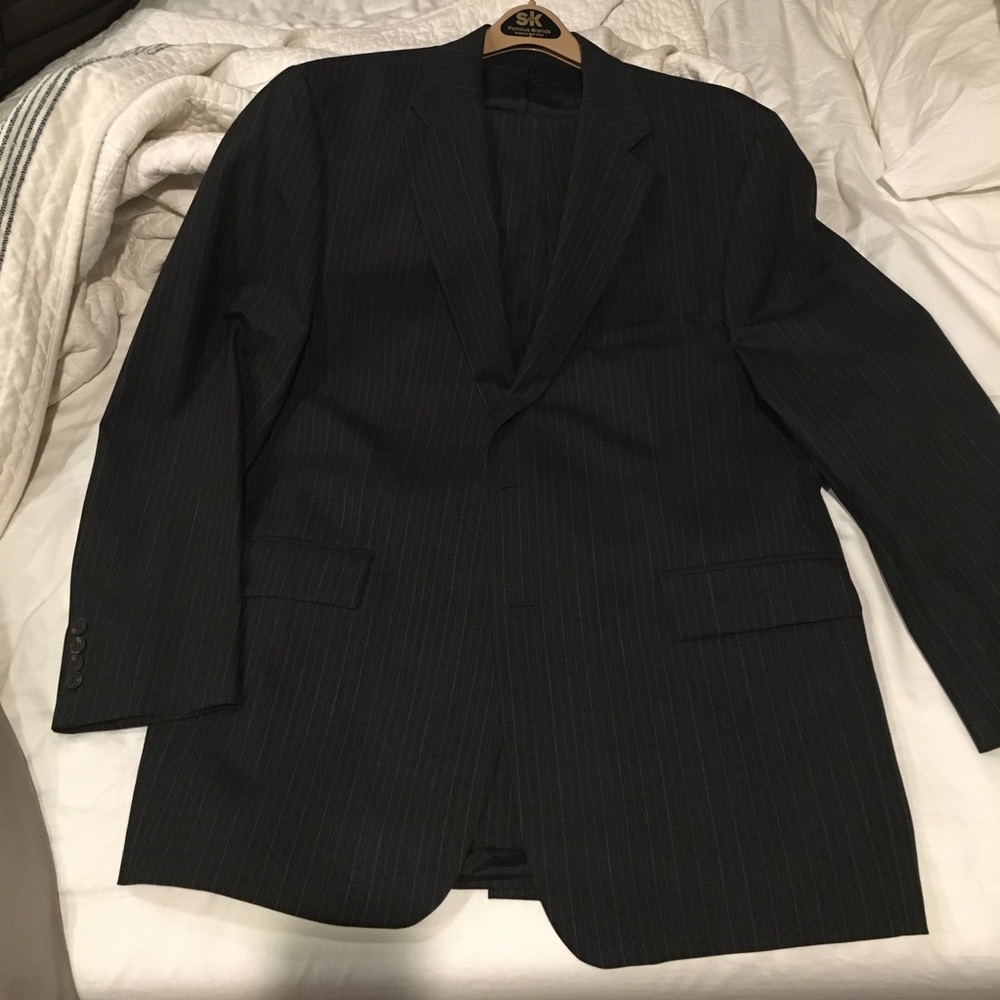 Chaps by Ralph Lauren. Men's suit size 46L.