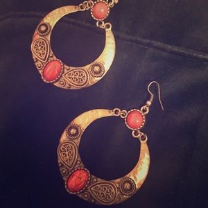 Very unique, Beautiful earrings- costume jewelry.