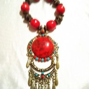 Large pendant necklace