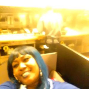 Meet your Posher, Tomeka