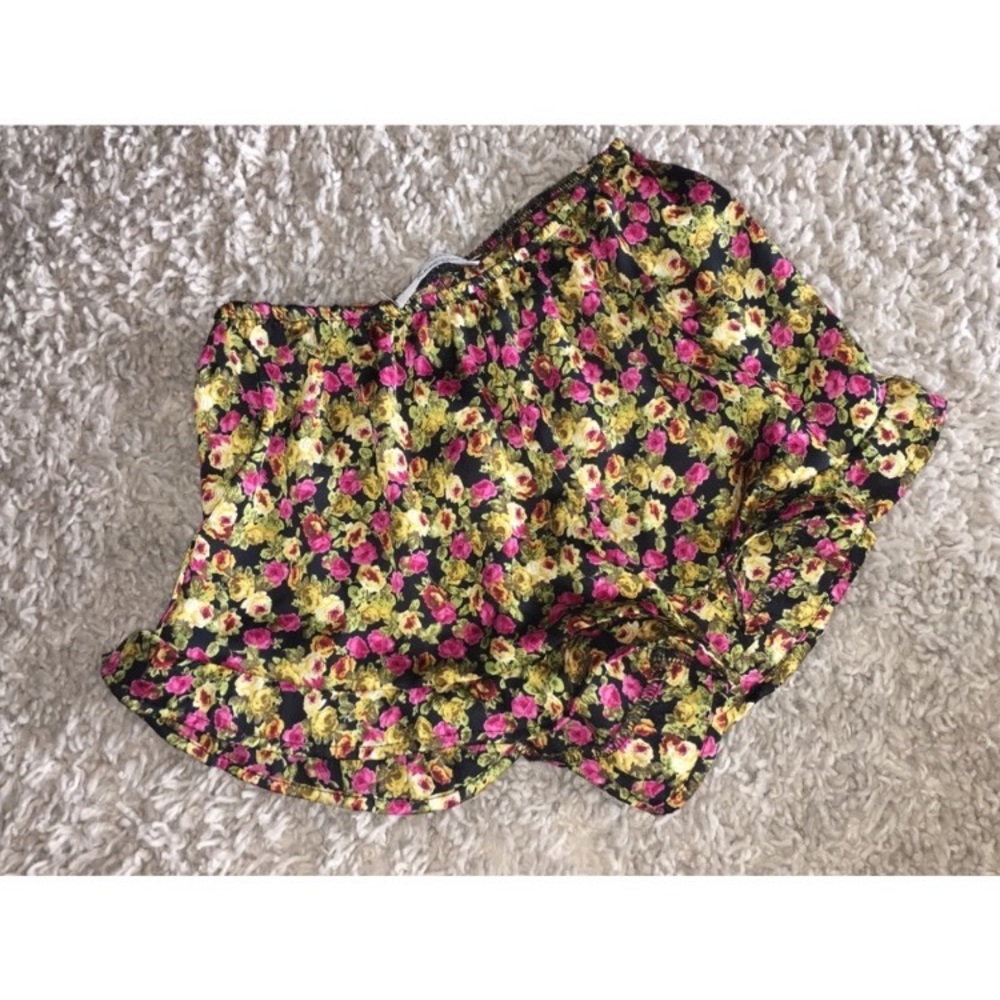 Audrey 3+1© Ruffle Shorts