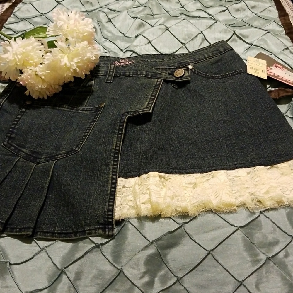 A Beautiful sexy skirt NWT