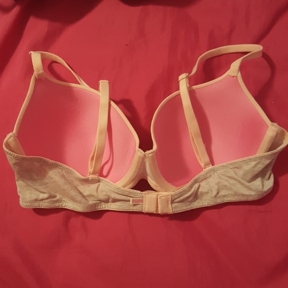 Victoria's Secret and PINK bras - Picture 3 of 4