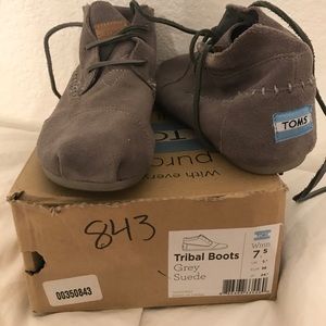 Tribal Boots Grey Suede TOMS 7 1/2