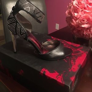 Carlos Santana Sandal