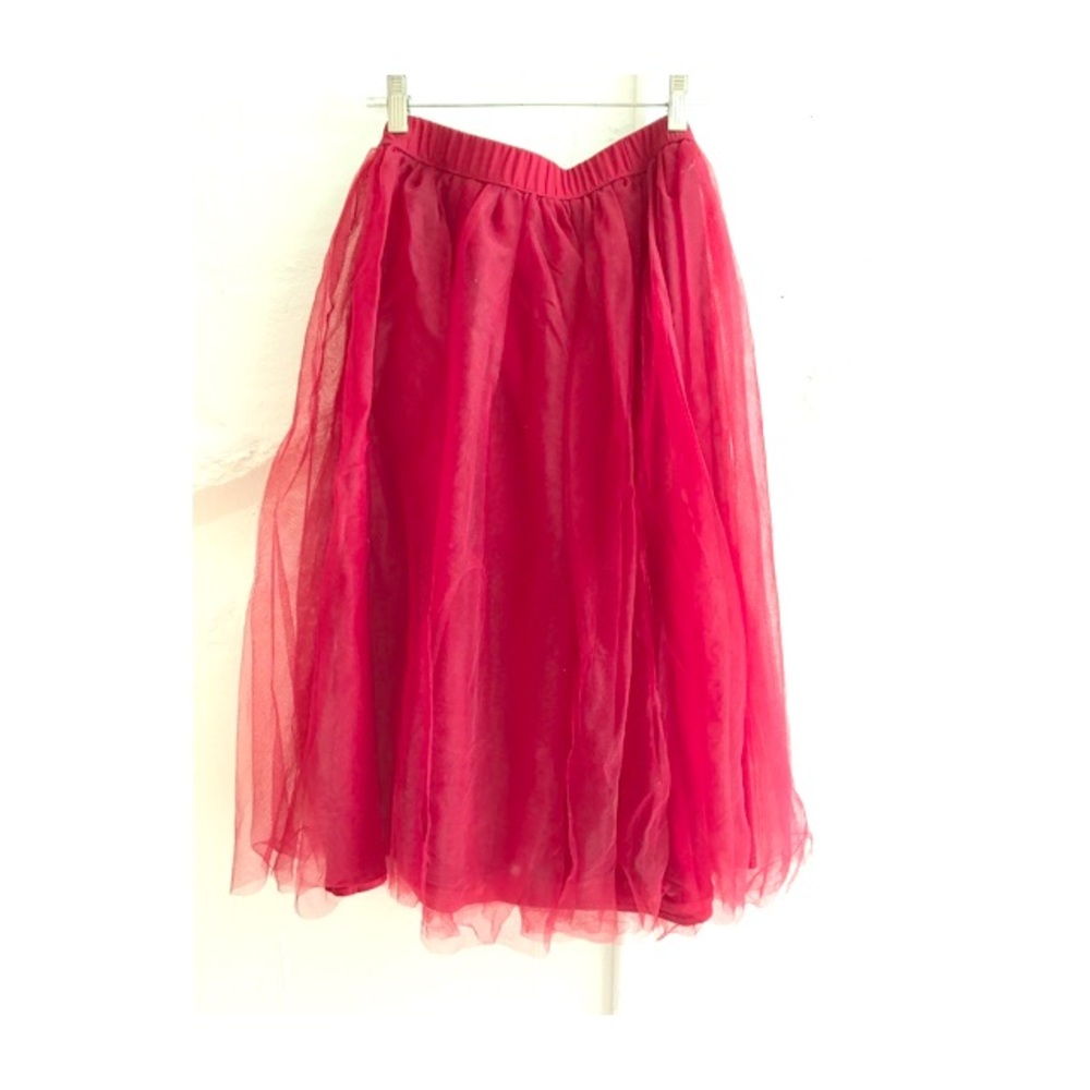 Red mid-length Tulle Skirt