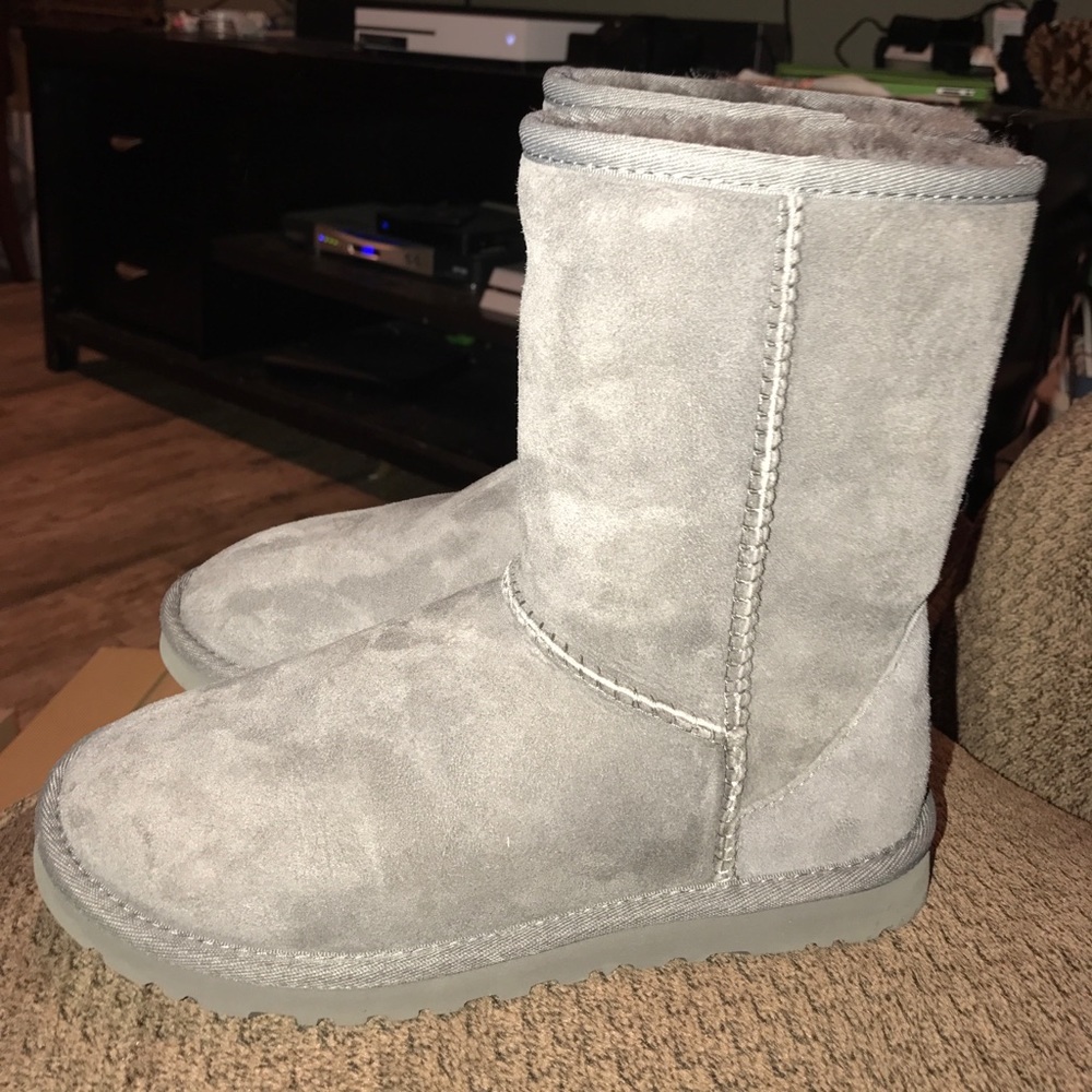 Ugg Classic Short