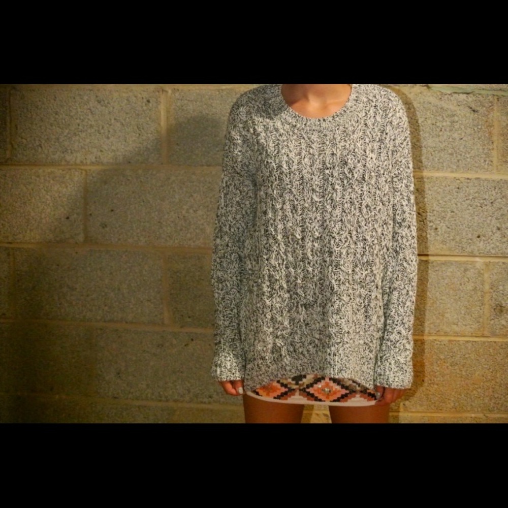 Gray Sweater - Picture 2 of 2