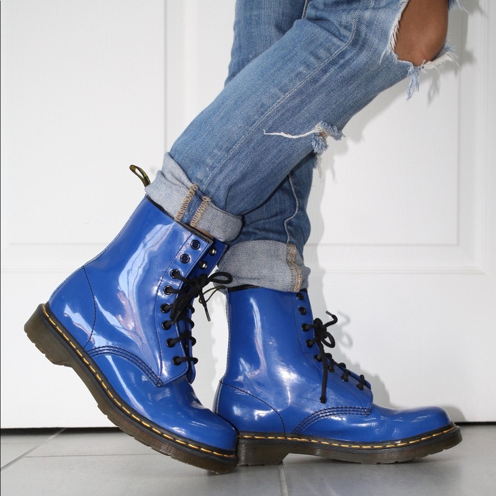TOTALLY UNIQUE AND FUN BLUE DOCS (with blue laces)
