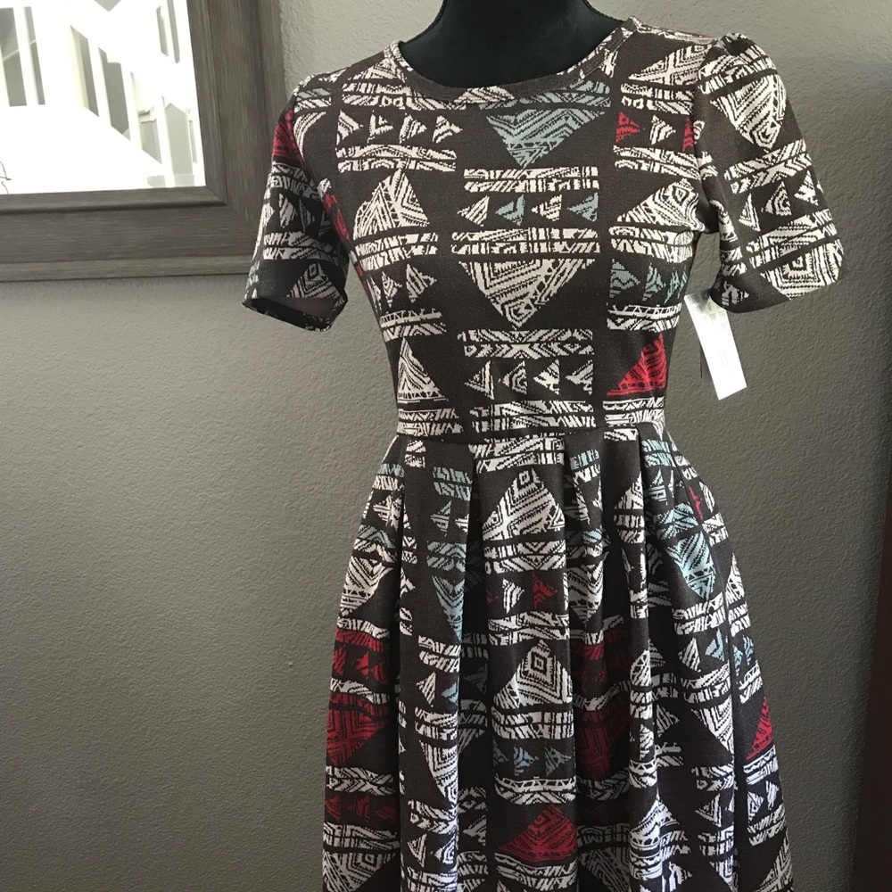 Lularoe Medium Aztec geometric print Amelia