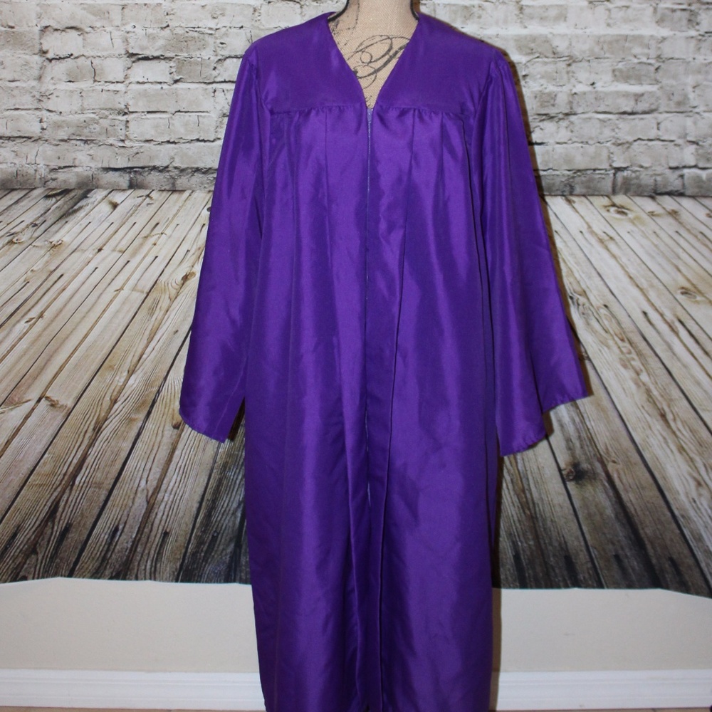 Jostens Graduation Gown