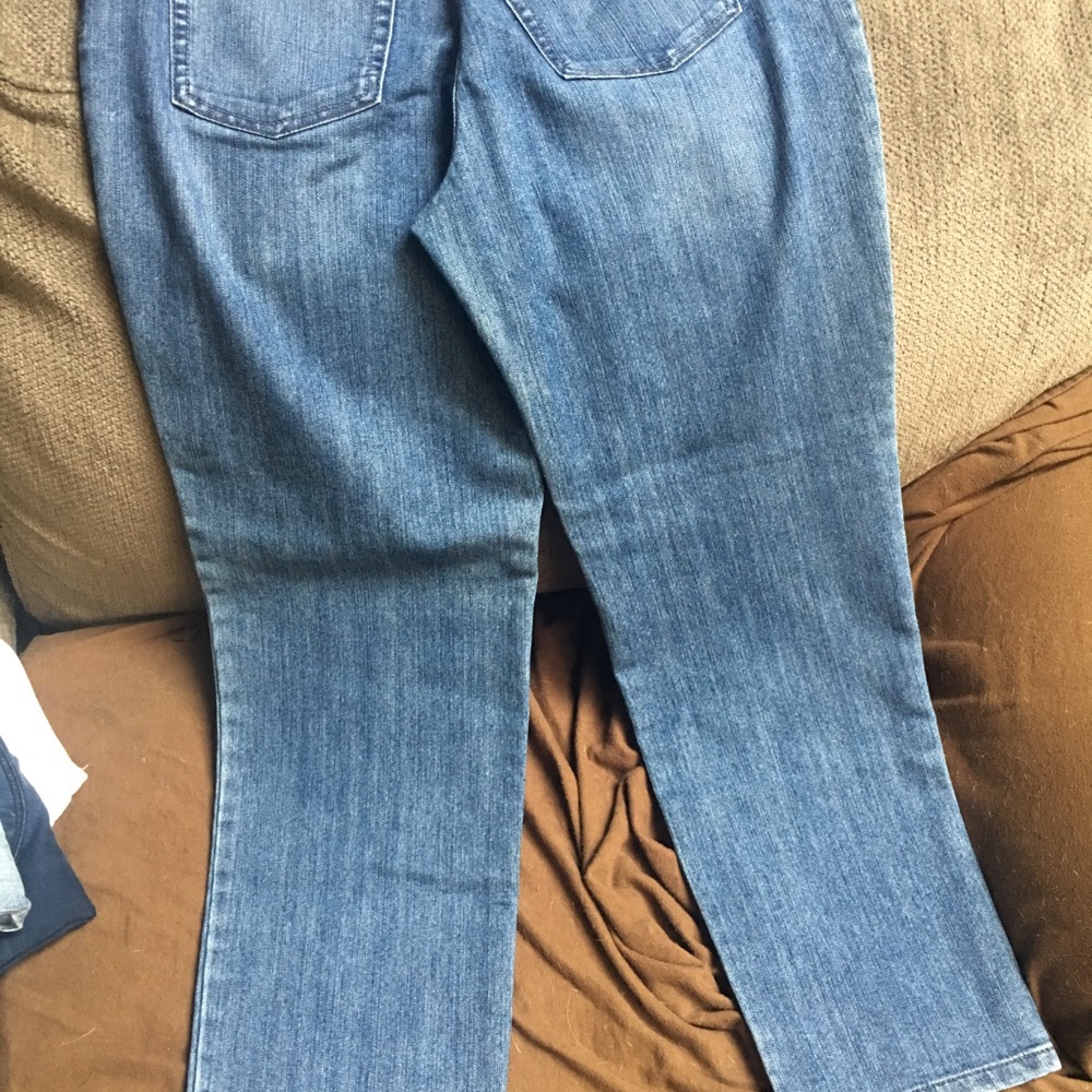 Jeans - Picture 3 of 3