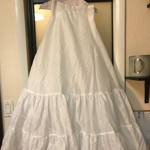DAVIDS BRIDAL FULL TULLE SLIP